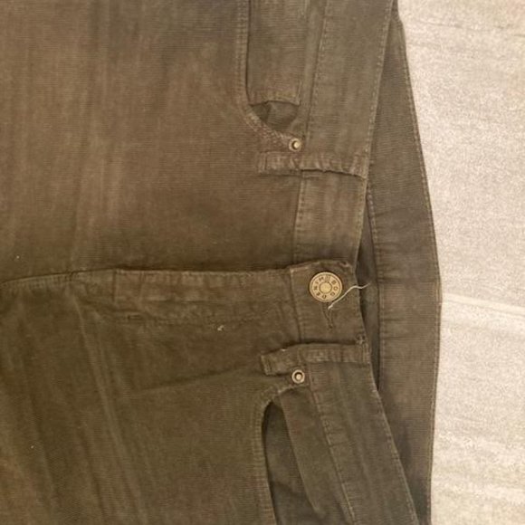 Olive green corduroy straight leg pants, size 26 - Picture 4 of 4